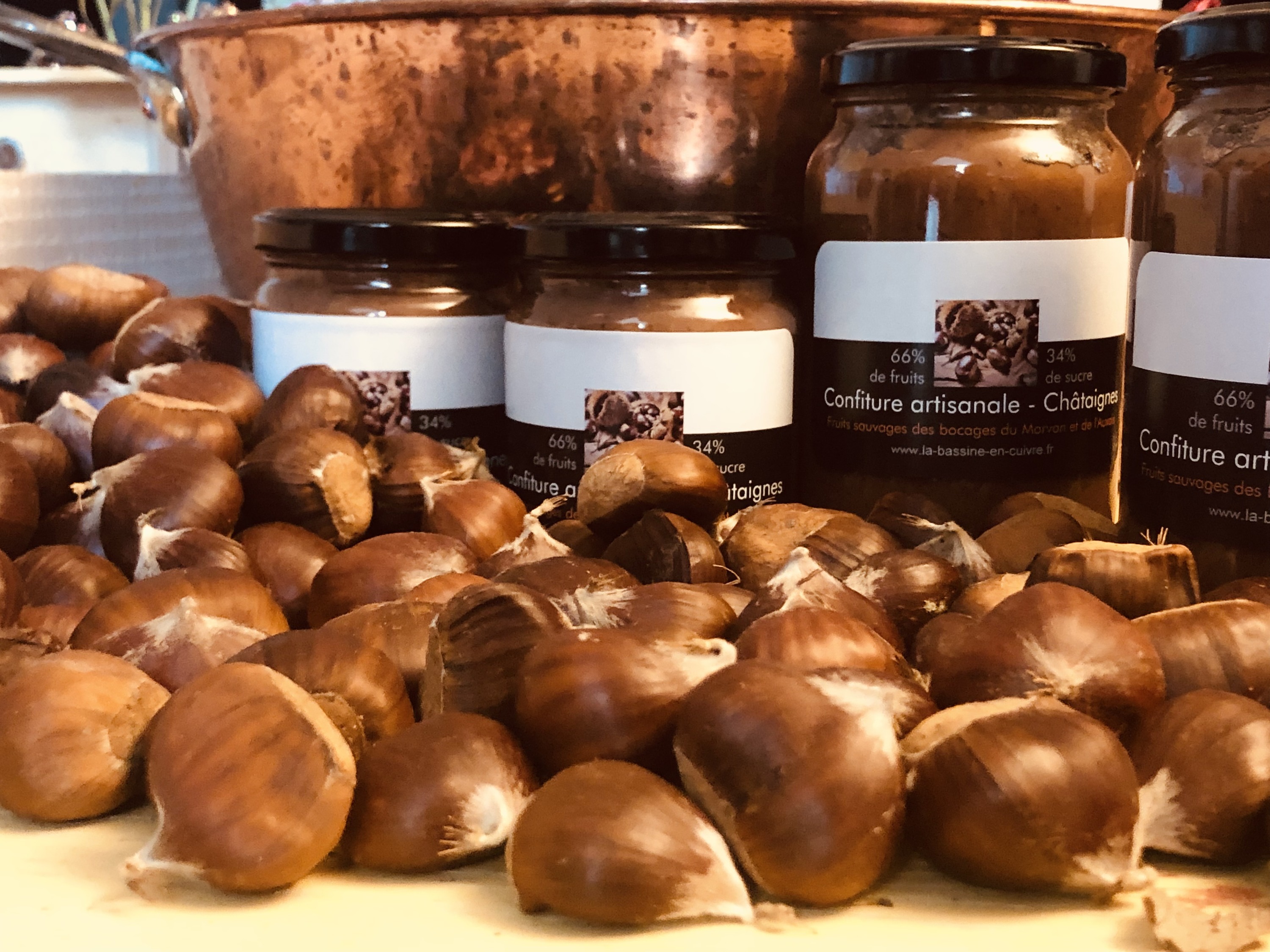 ch&acirc;taignes - la bassine en cuivre